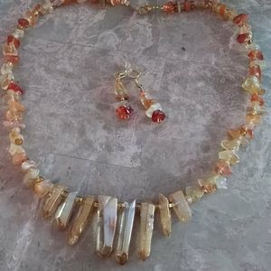 NWOT Agate and Crystal necklace & earring set